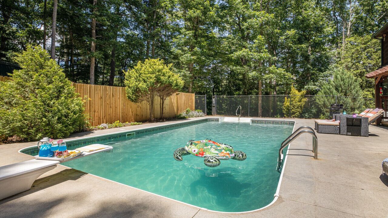 Photo of Outdoor in Avery Creek