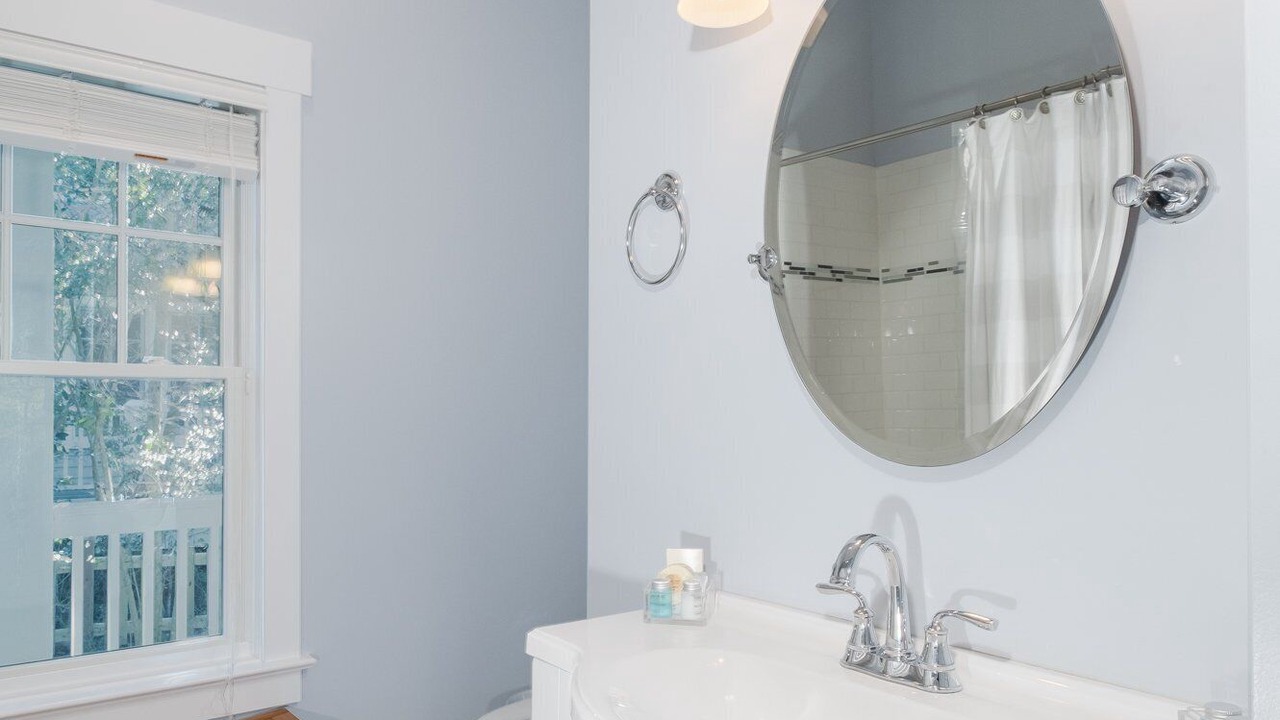 Photo of Bathroom in Cape Fear Station