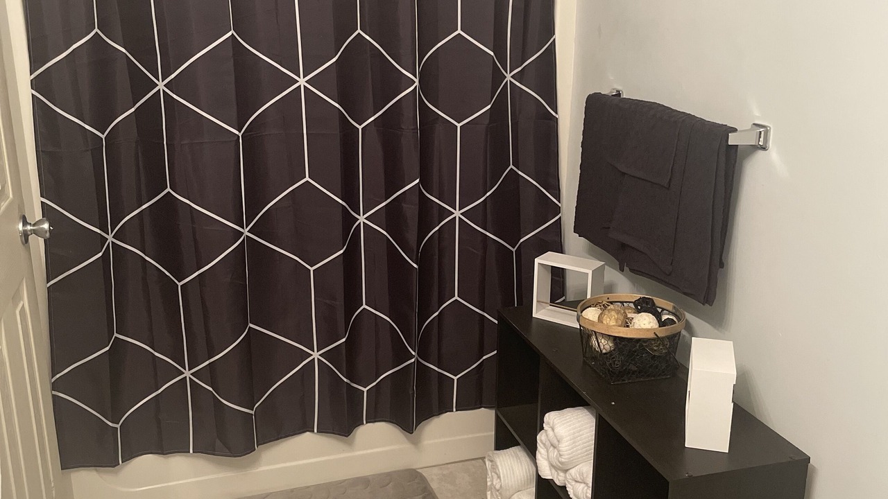 Photo of Bathroom in Peach Orchard