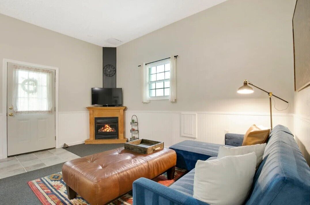 Photo of Livingroom in Canton