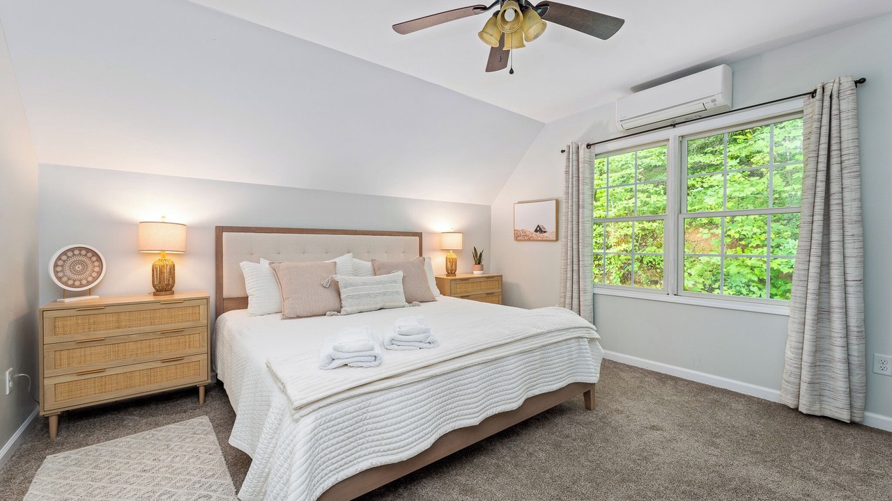 Photo of Bedroom in Sylva
