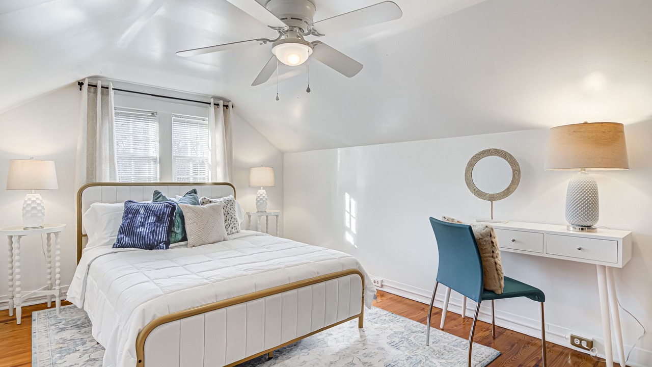 Photo of Bedroom in Lindley Park