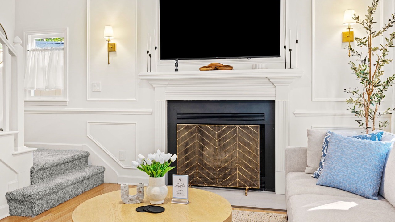Photo of Livingroom in Hillsborough