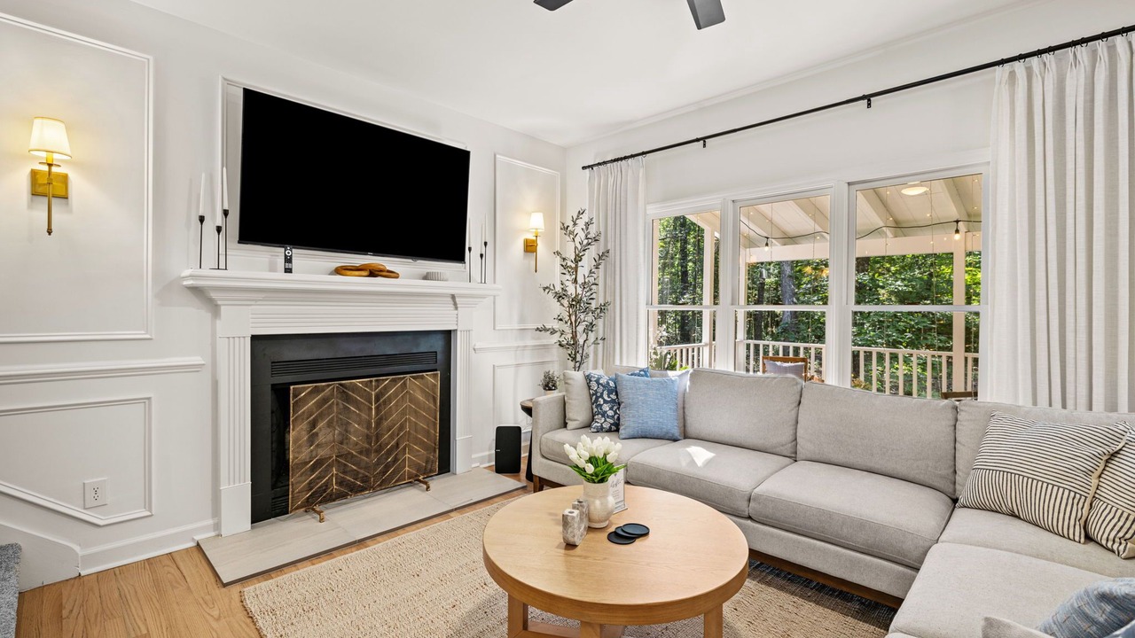 Photo of Livingroom in Hillsborough