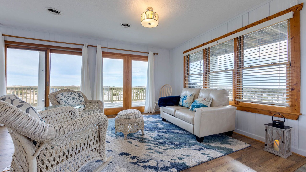 Photo of Livingroom in Farrow Shores