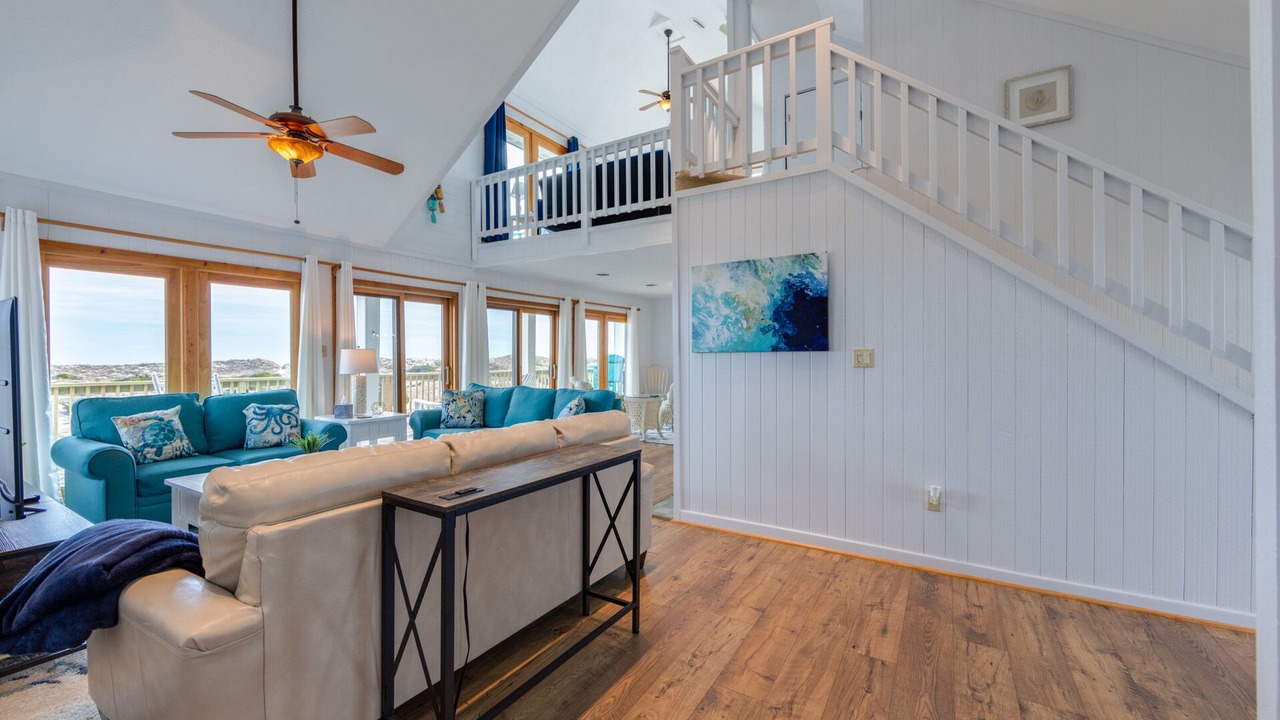 Photo of Livingroom in Farrow Shores