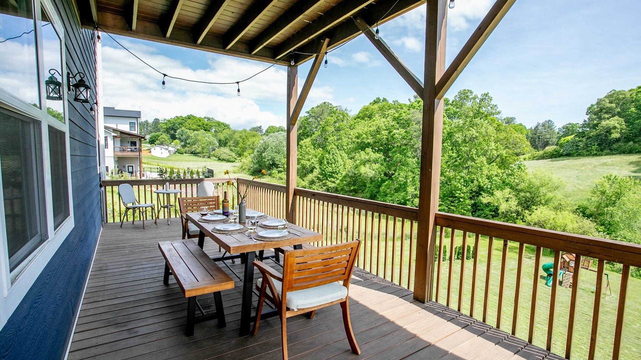 Photo of Outdoor in Weaverville