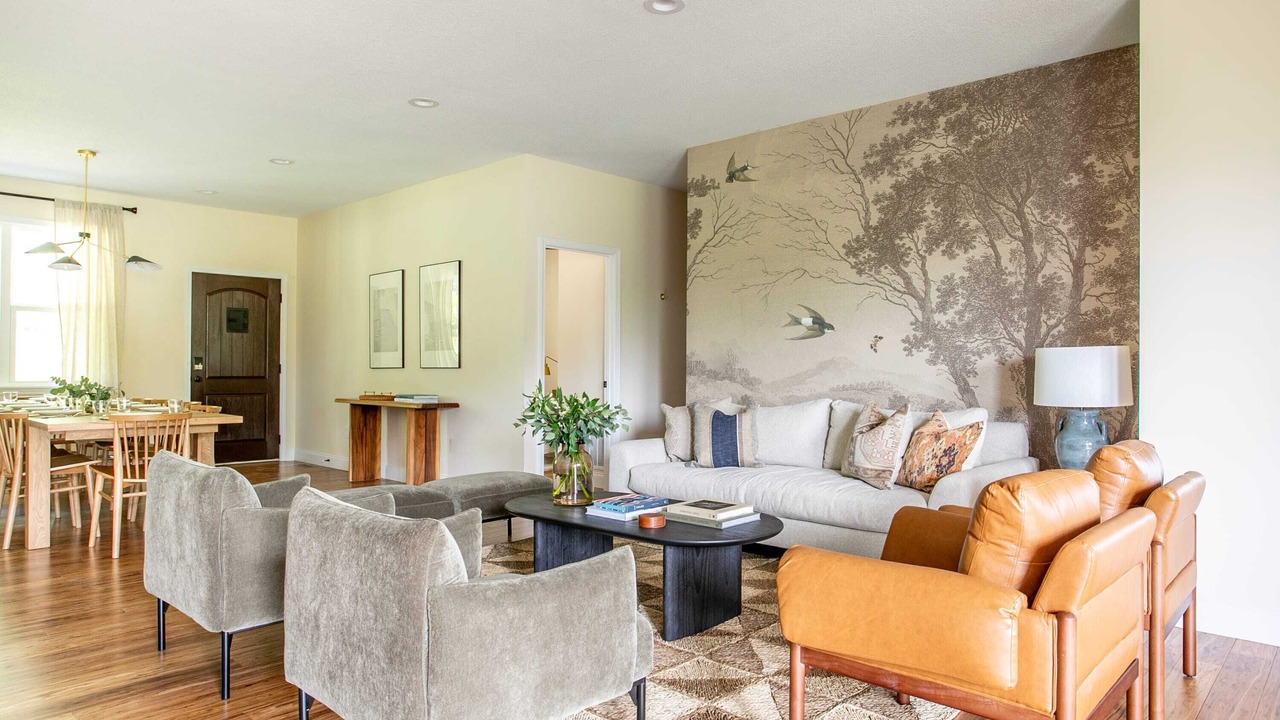 Photo of Livingroom in Weaverville