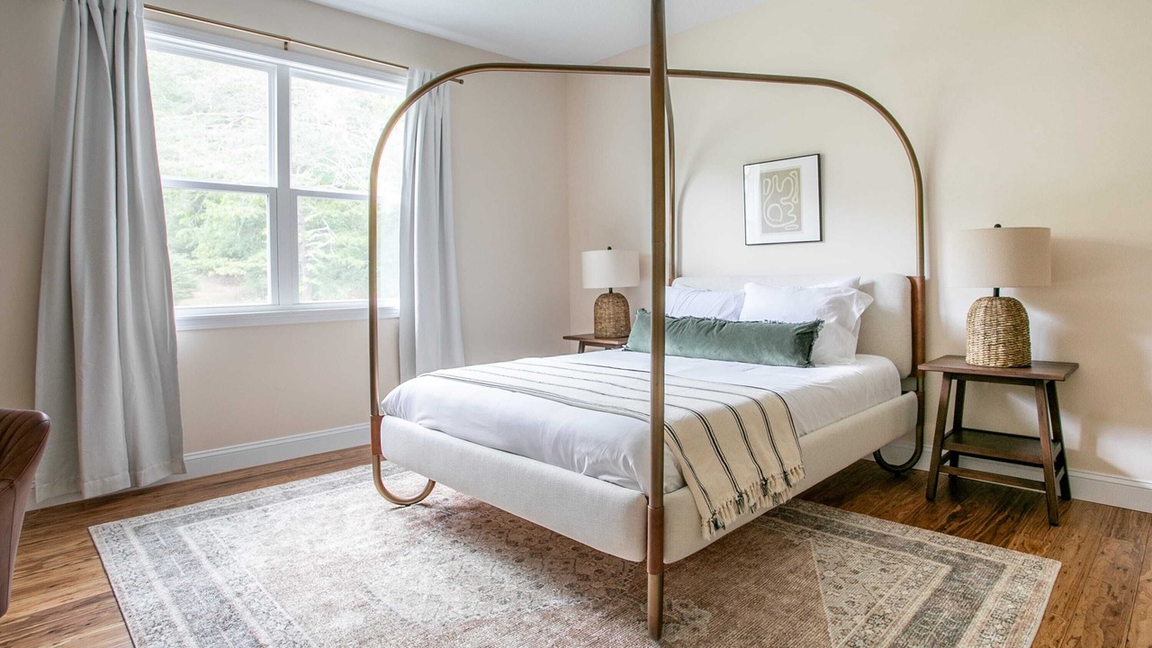Photo of Bedroom in Weaverville
