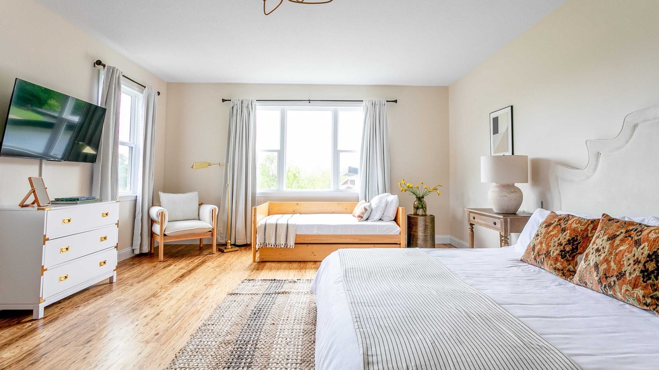 Photo of Bedroom in Weaverville
