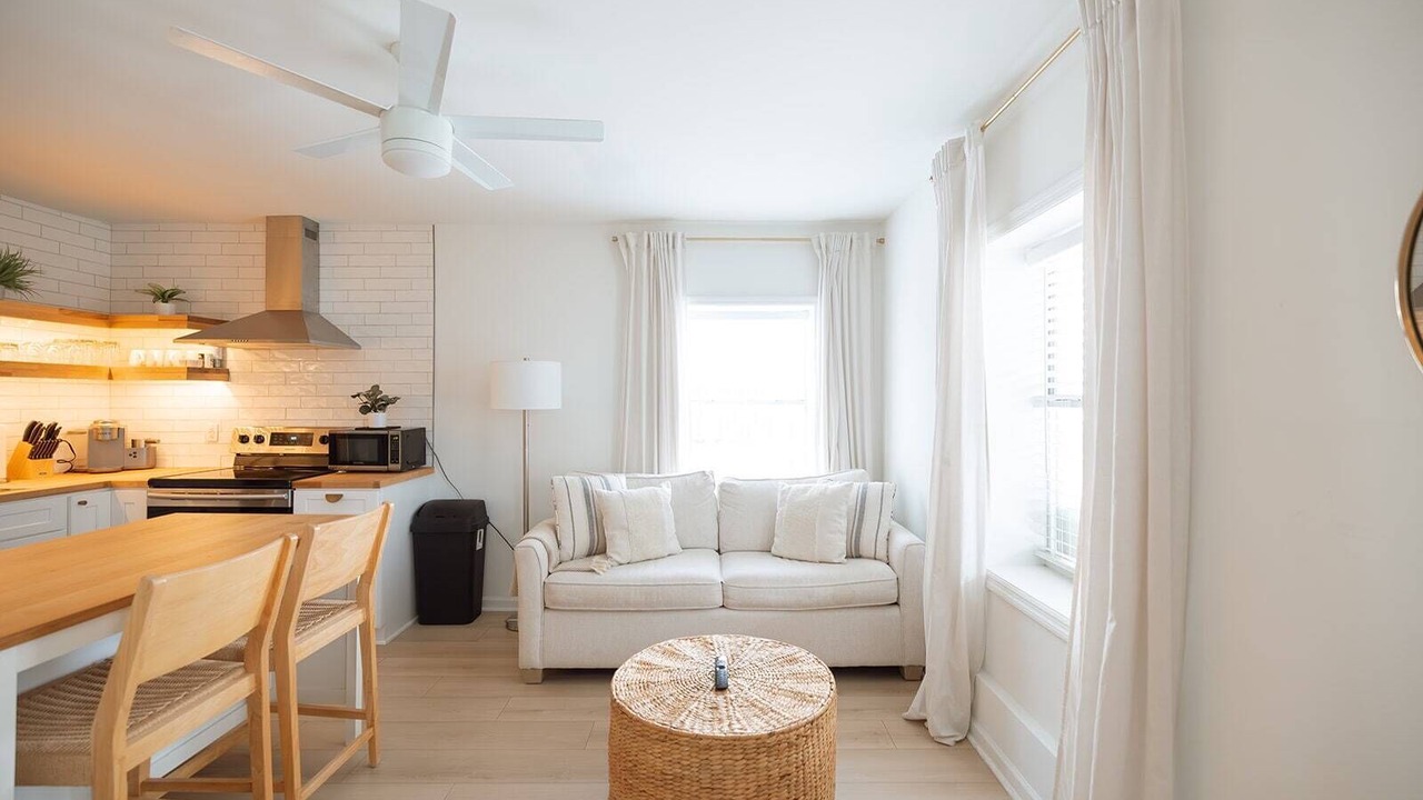 Photo of Livingroom in South End