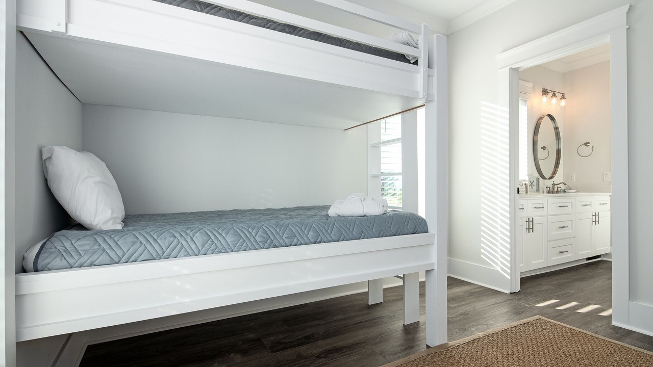 Photo of Bedroom in Bald Head Island
