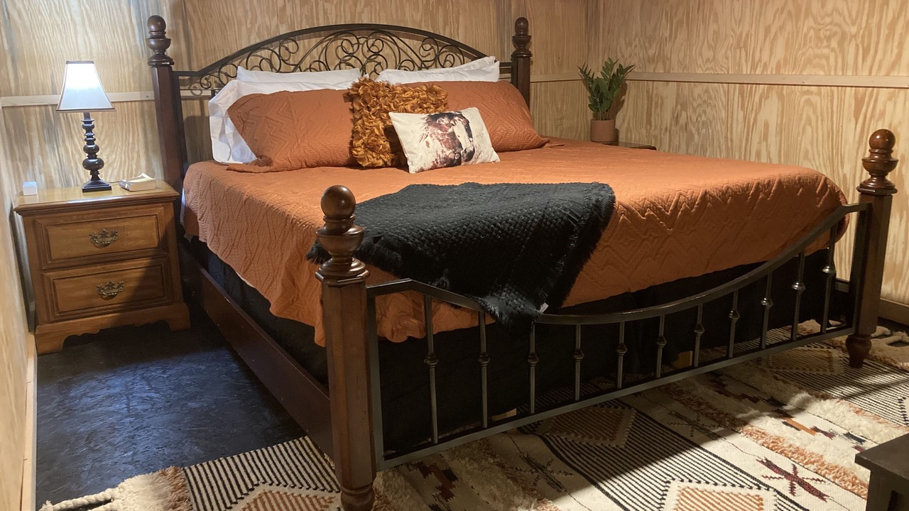 Photo of Bedroom in Taylorsville