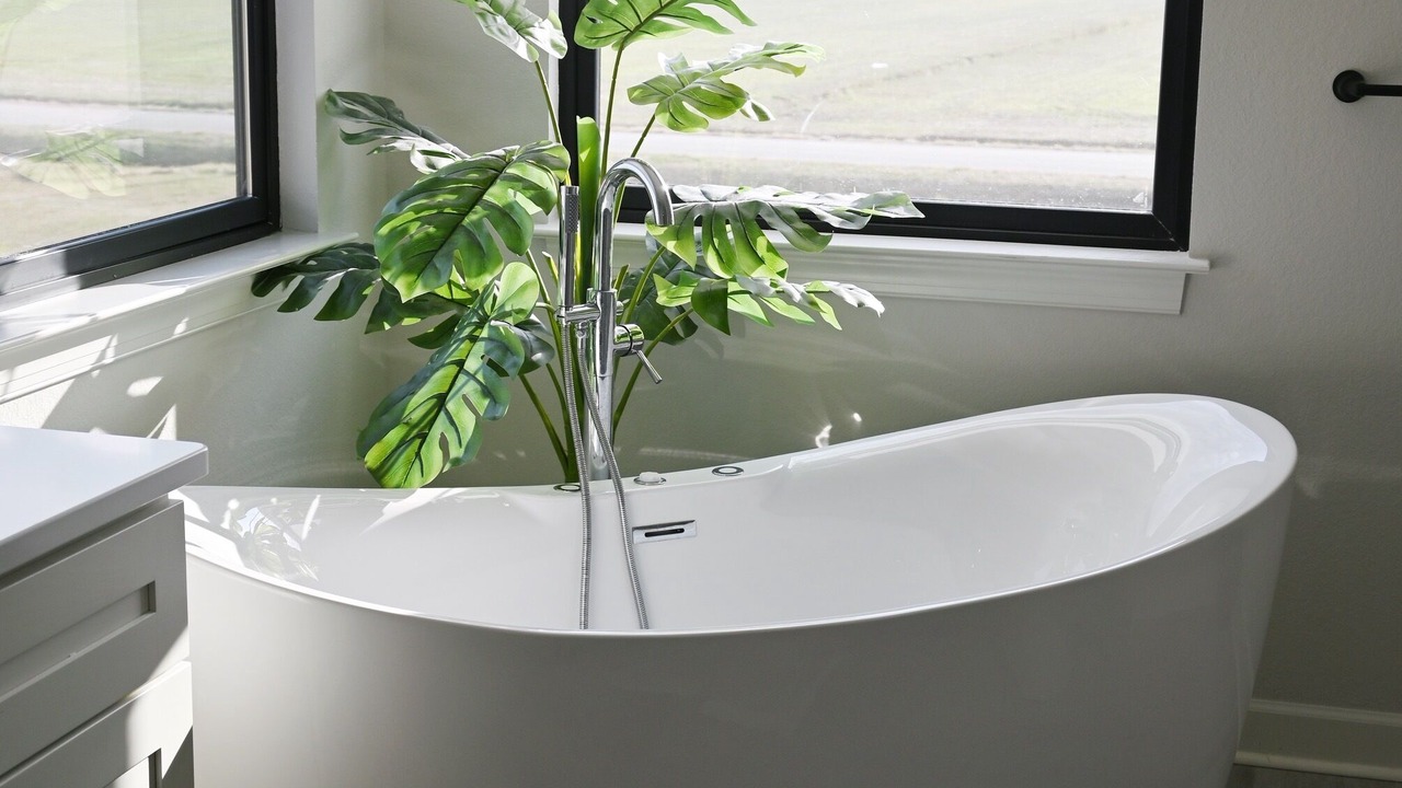 Photo of Bathroom in Elizabeth City