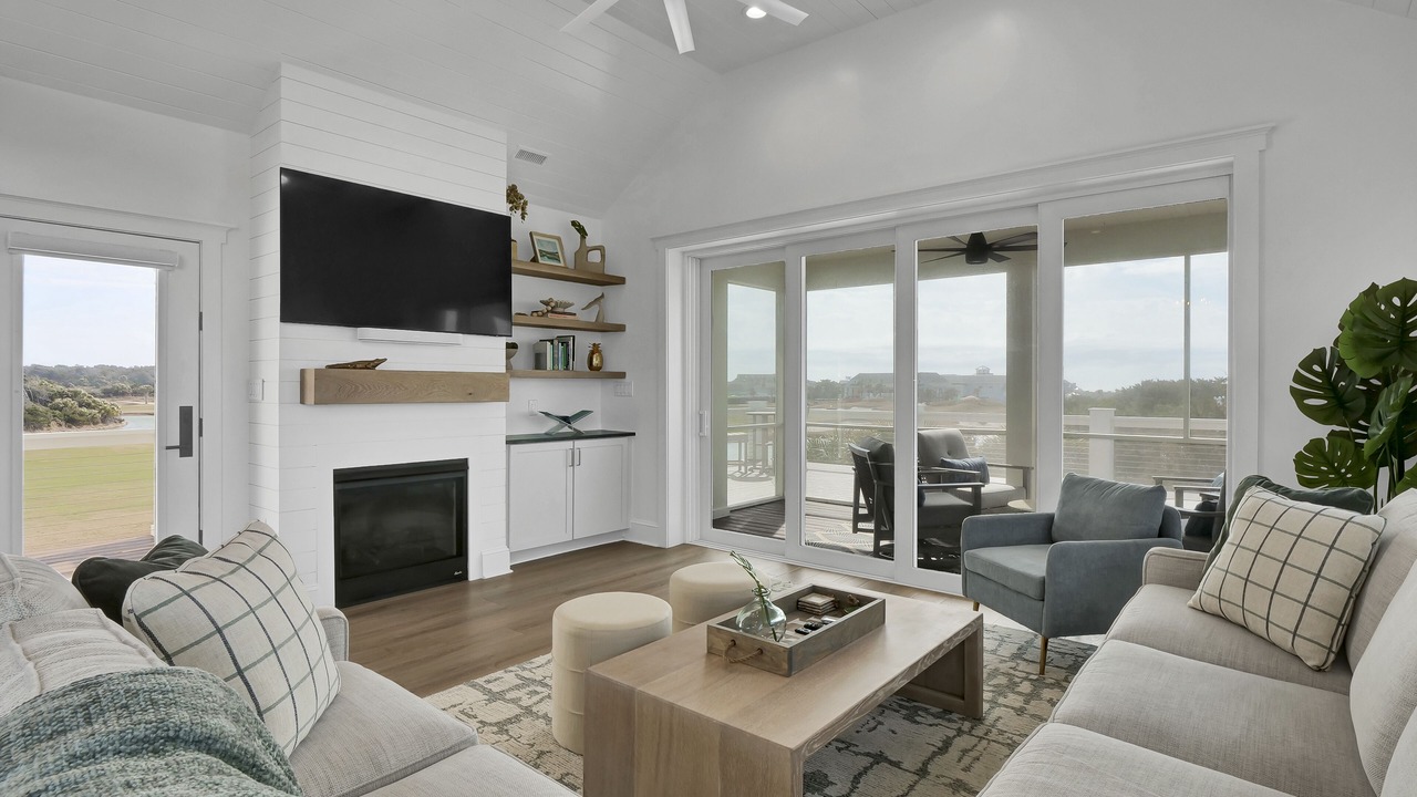 Photo of Livingroom in Bald Head Island