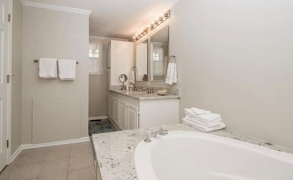 Photo of Bathroom in Wise