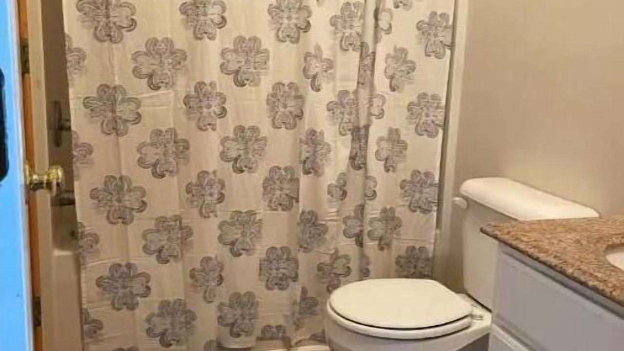 Photo of Bathroom in Sea Scape