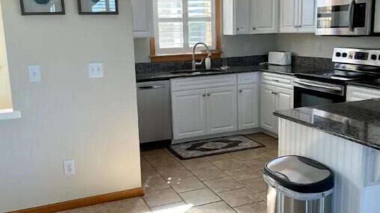 Photo of Kitchen in Sea Scape