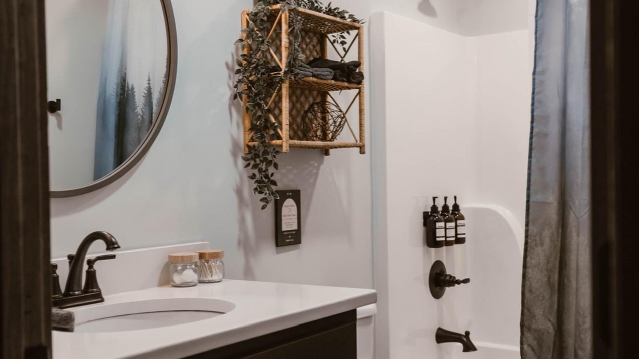 Photo of Bathroom in Murphy