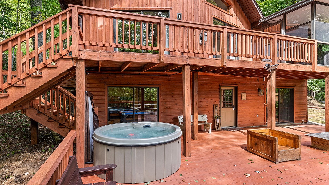 Photo of Patio Balcony in Maggie Valley
