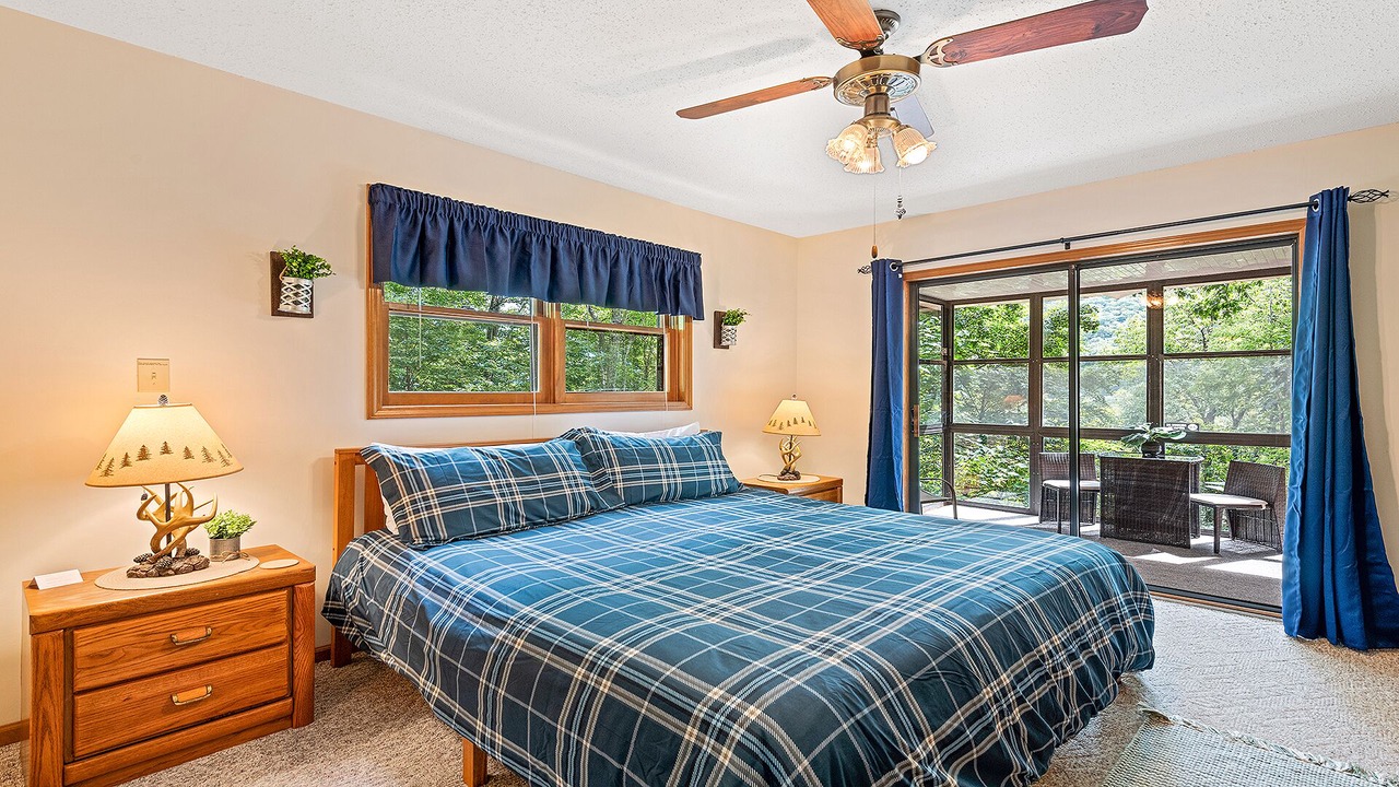 Photo of Bedroom in Maggie Valley