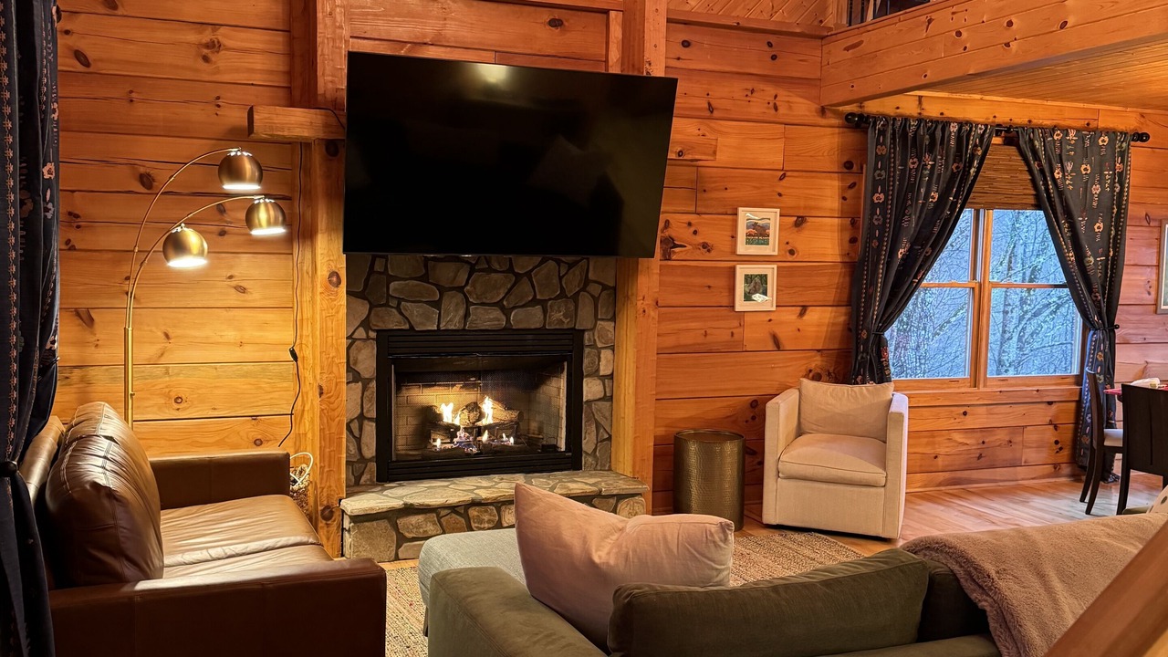 Photo of Livingroom in Boone