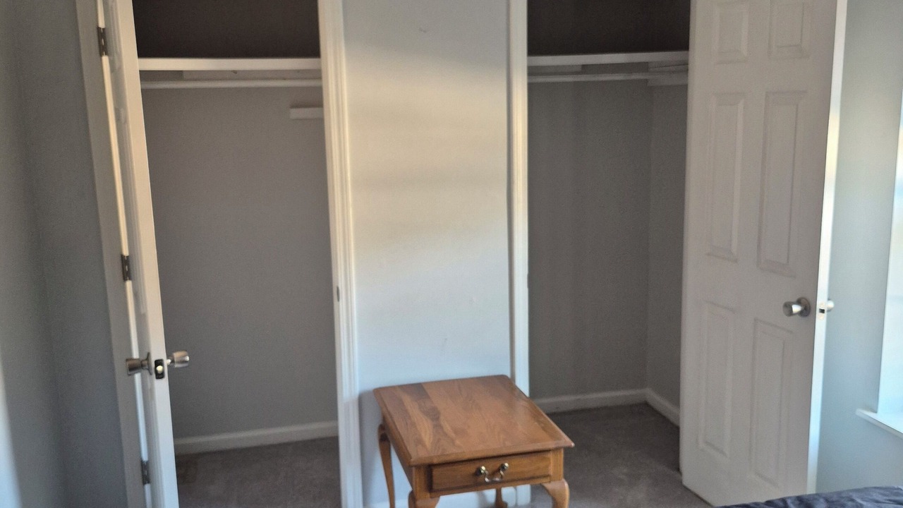Photo of Bedroom in Myrtle Grove