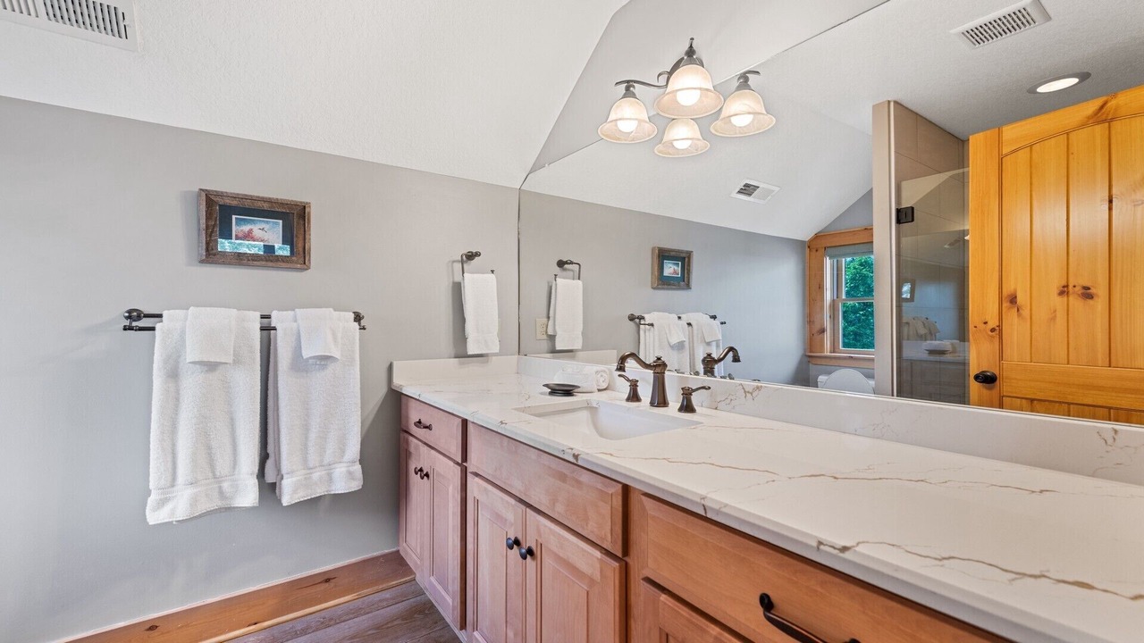 Photo of Bathroom in Maggie Valley