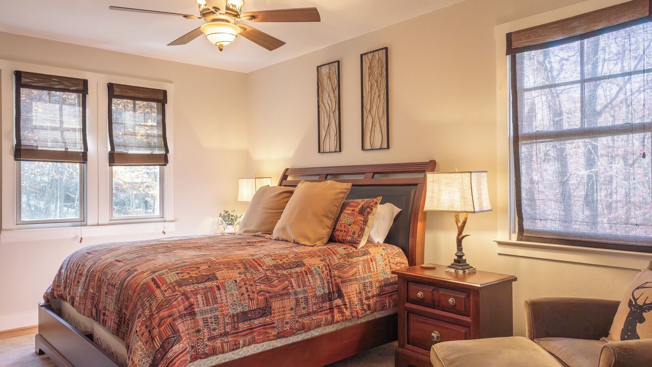Photo of Bedroom in Bear Lake Reserve
