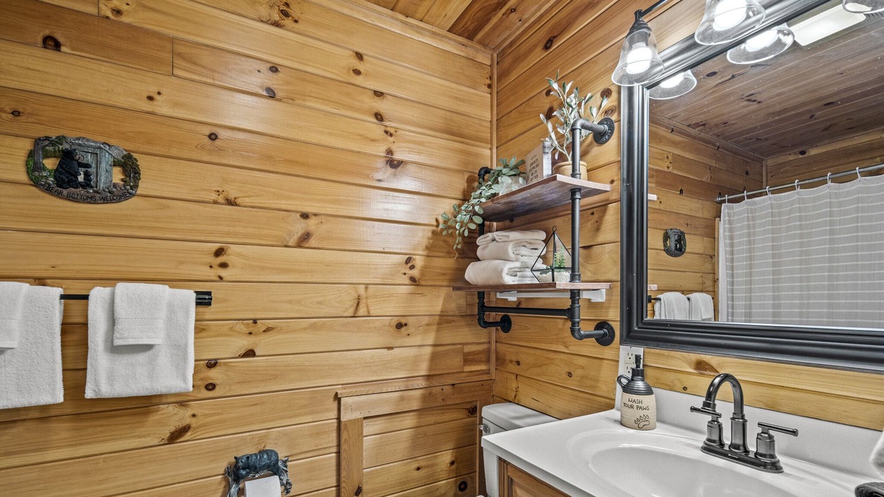 Photo of Bathroom in Bryson City