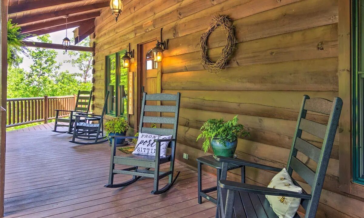 Photo of Patio Balcony in Vein Mountain