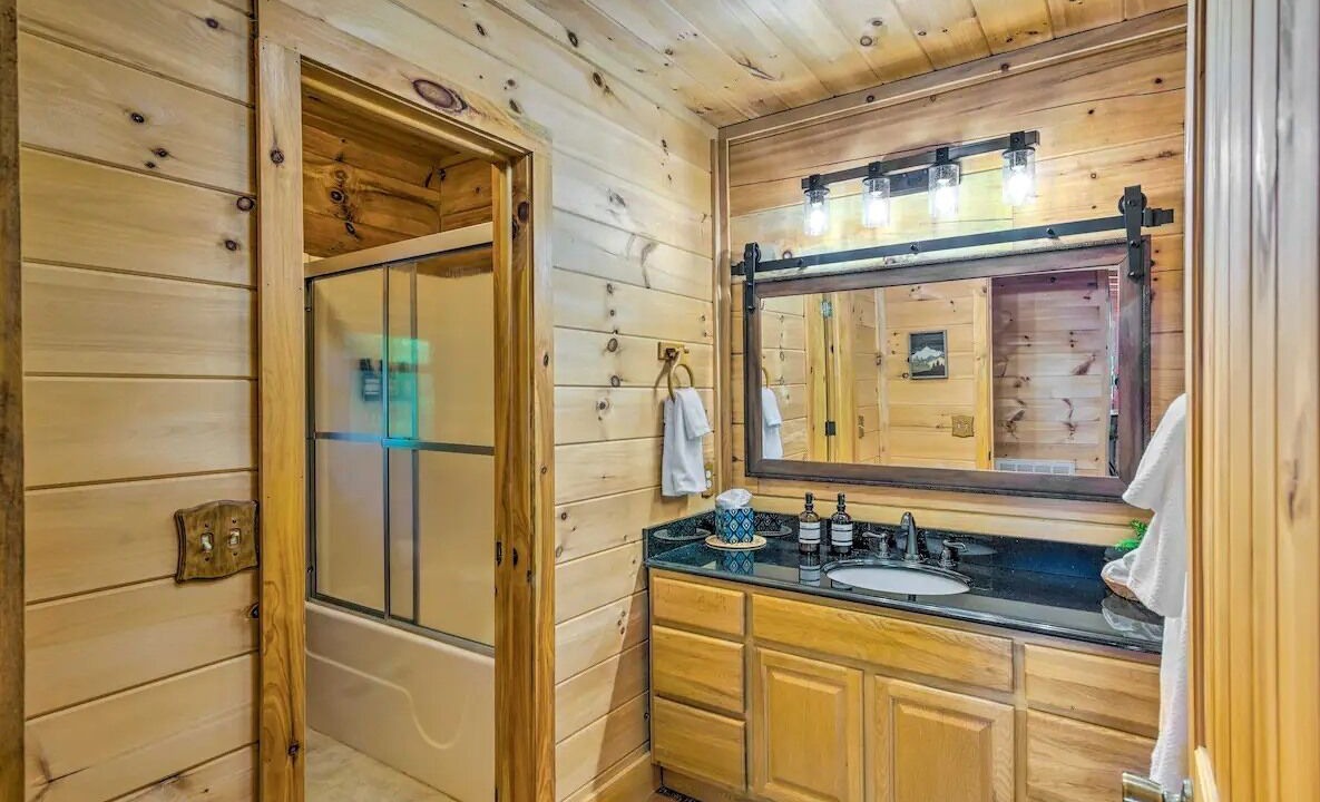 Photo of Bathroom in Vein Mountain