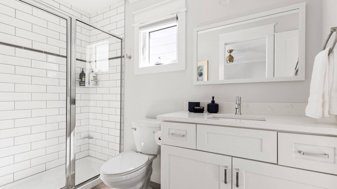 Photo of Bathroom in River District
