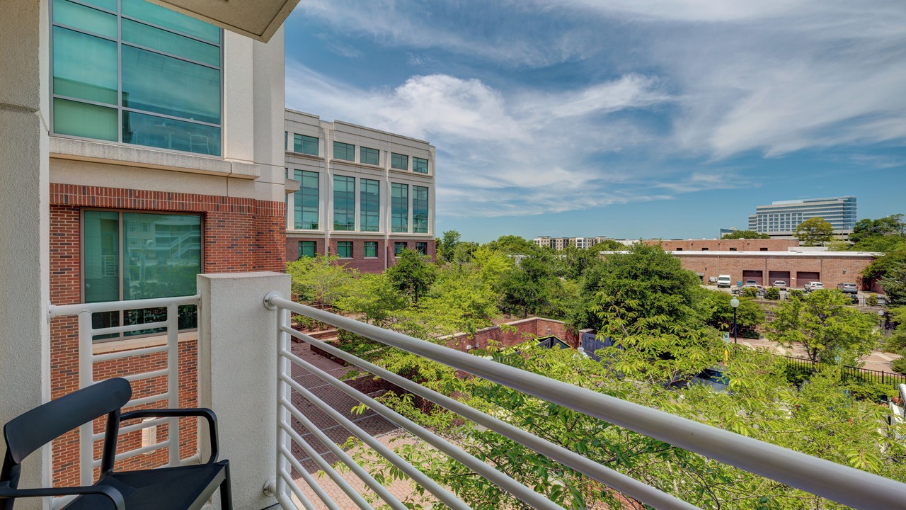 Photo of Patio Balcony in River District