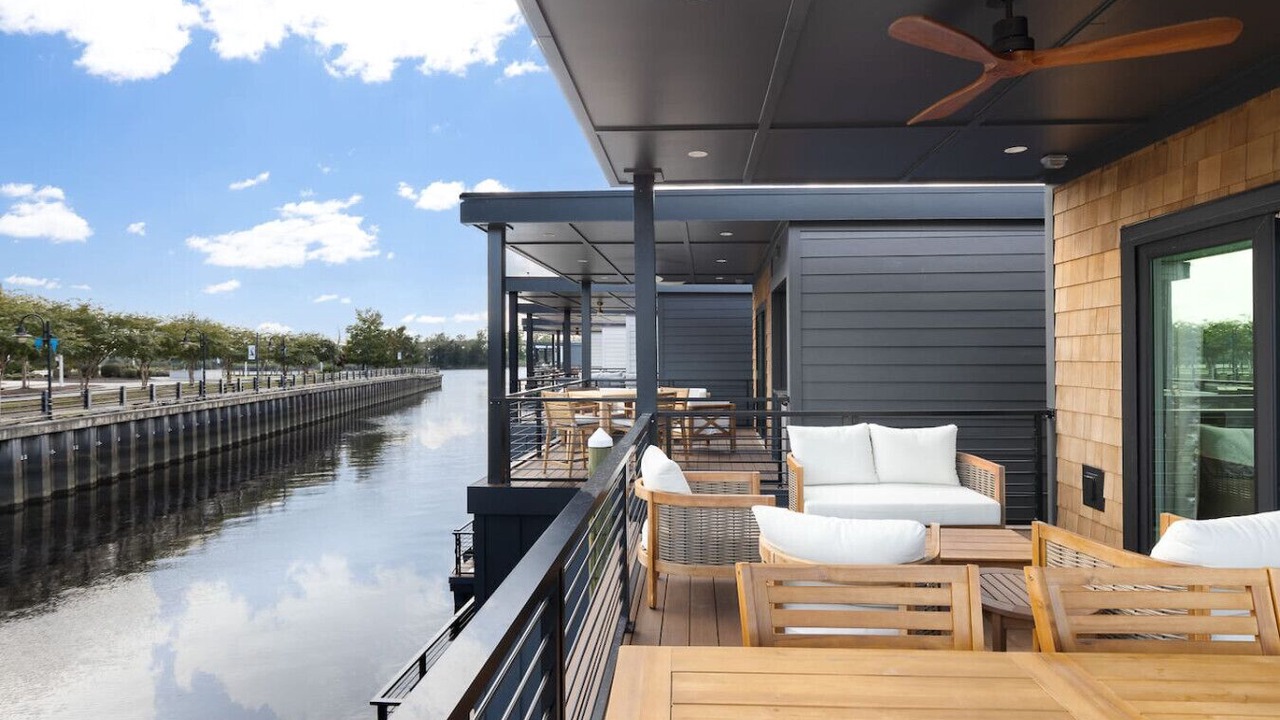 Photo of Outdoor in River District