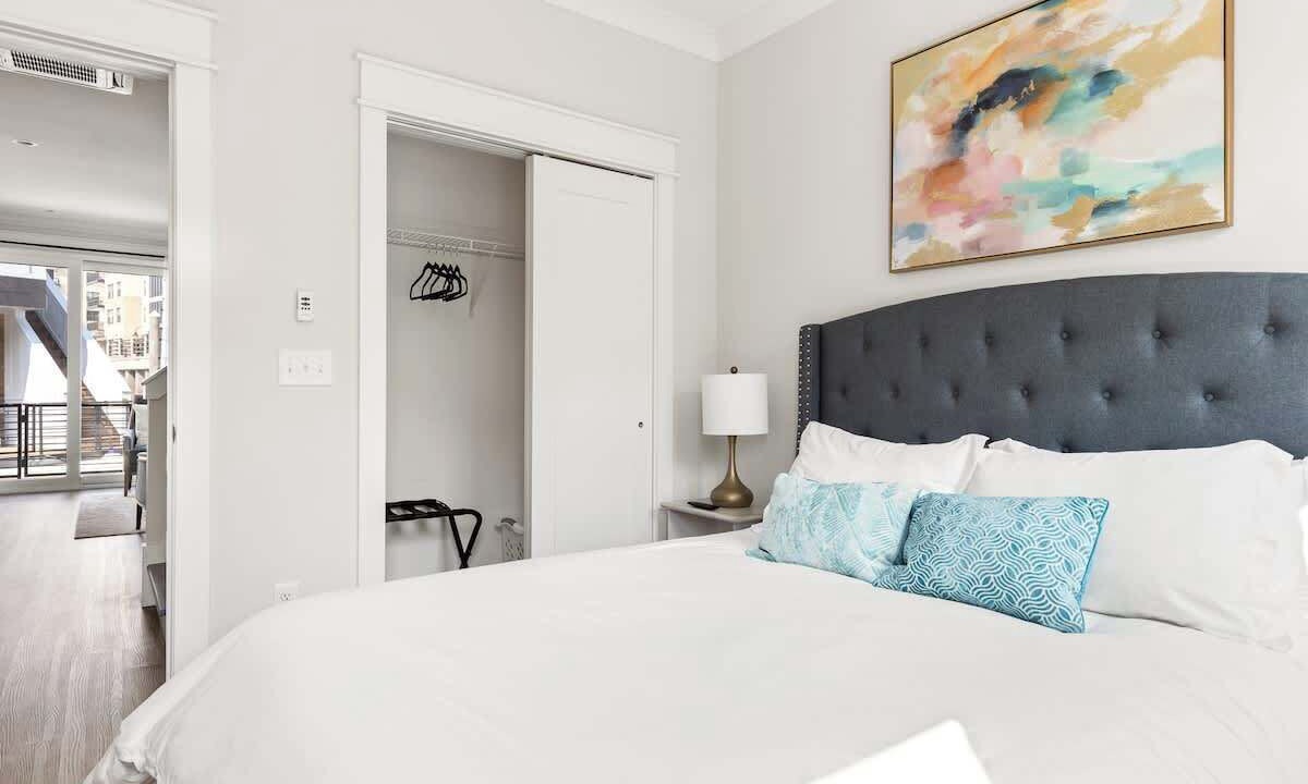 Photo of Bedroom in River District
