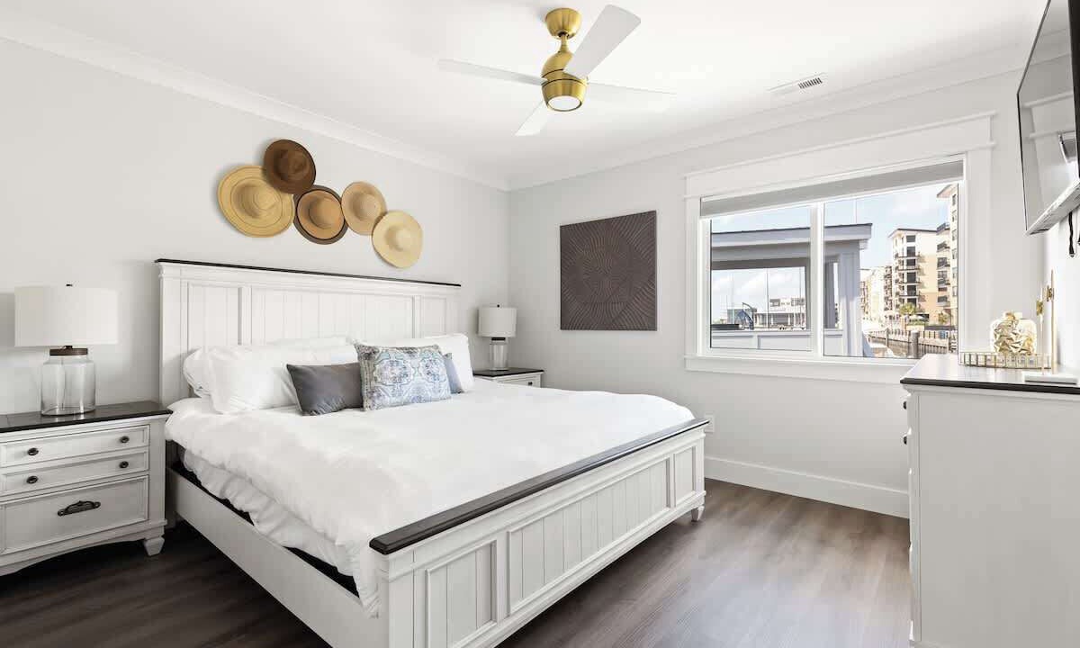 Photo of Bedroom in River District
