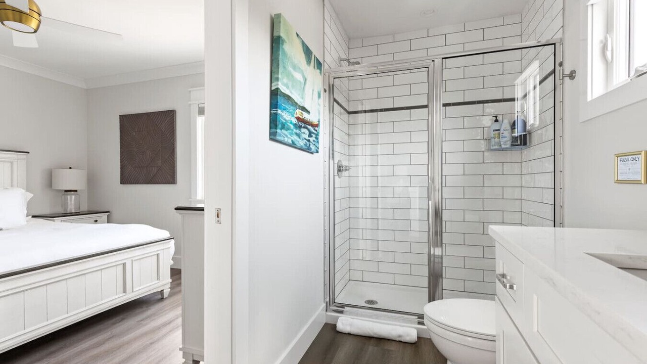 Photo of Bathroom in River District