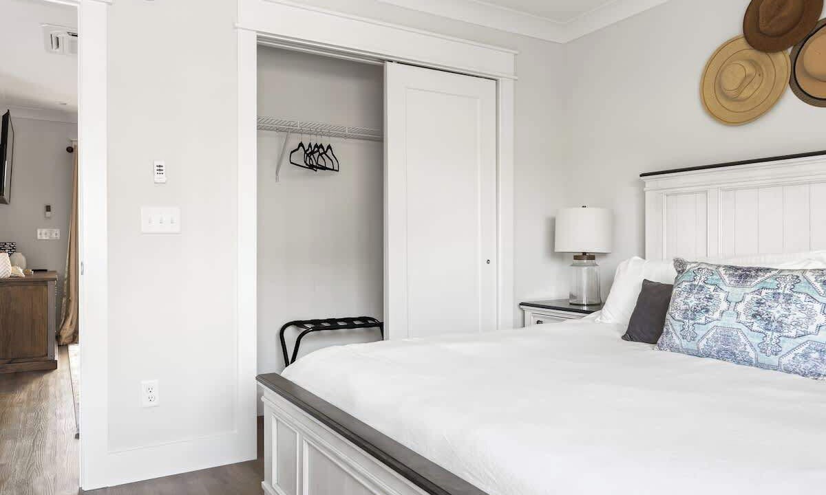 Photo of Bedroom in River District