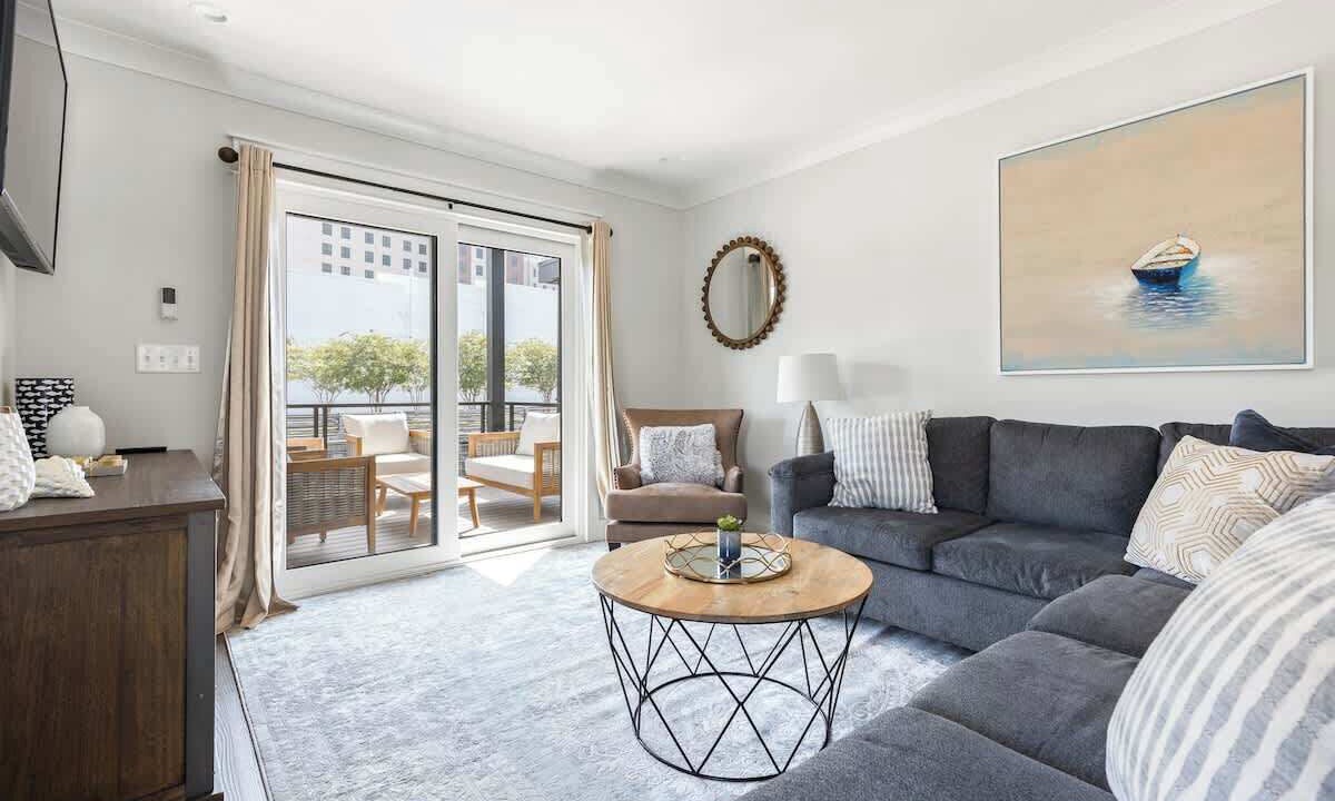 Photo of Livingroom in River District
