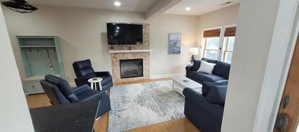 Photo of Livingroom in Manteo