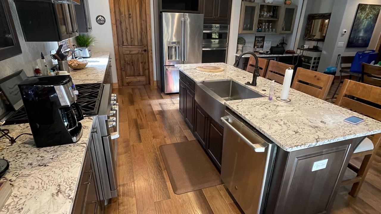 Photo of Kitchen in Glenville