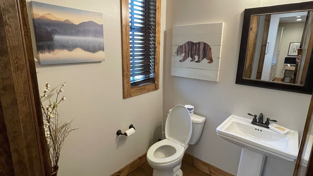 Photo of Bathroom in Glenville