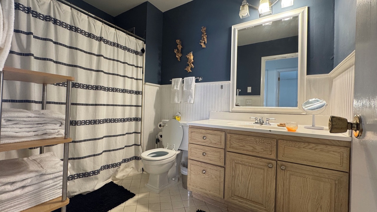 Photo of Bathroom in Hillsboro West End