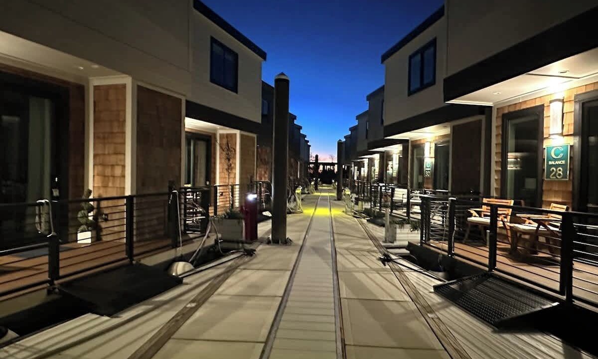 Photo of Patio Balcony in Wilmington Historic District