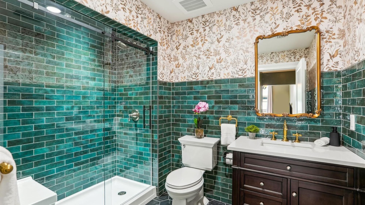 Photo of Bathroom in Historic District - North