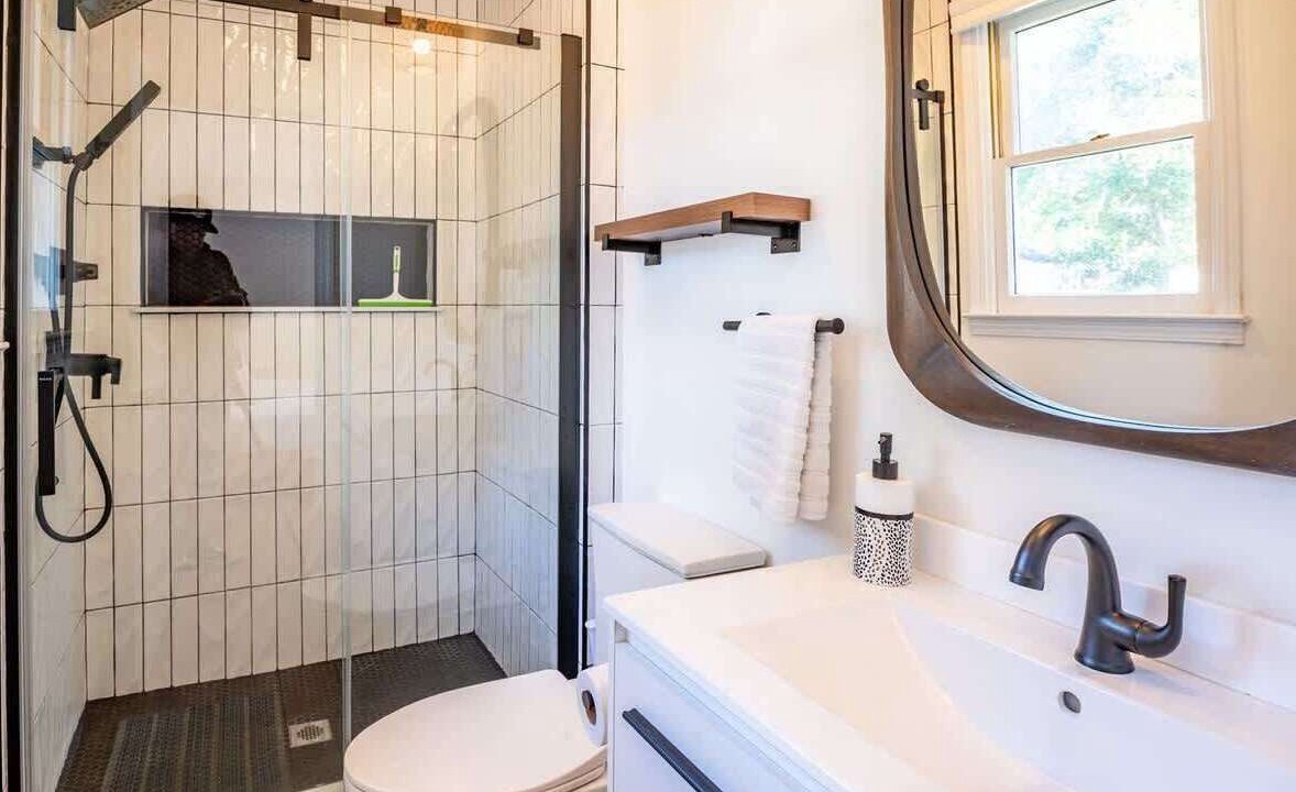 Photo of Bathroom in Tranquil Harbour