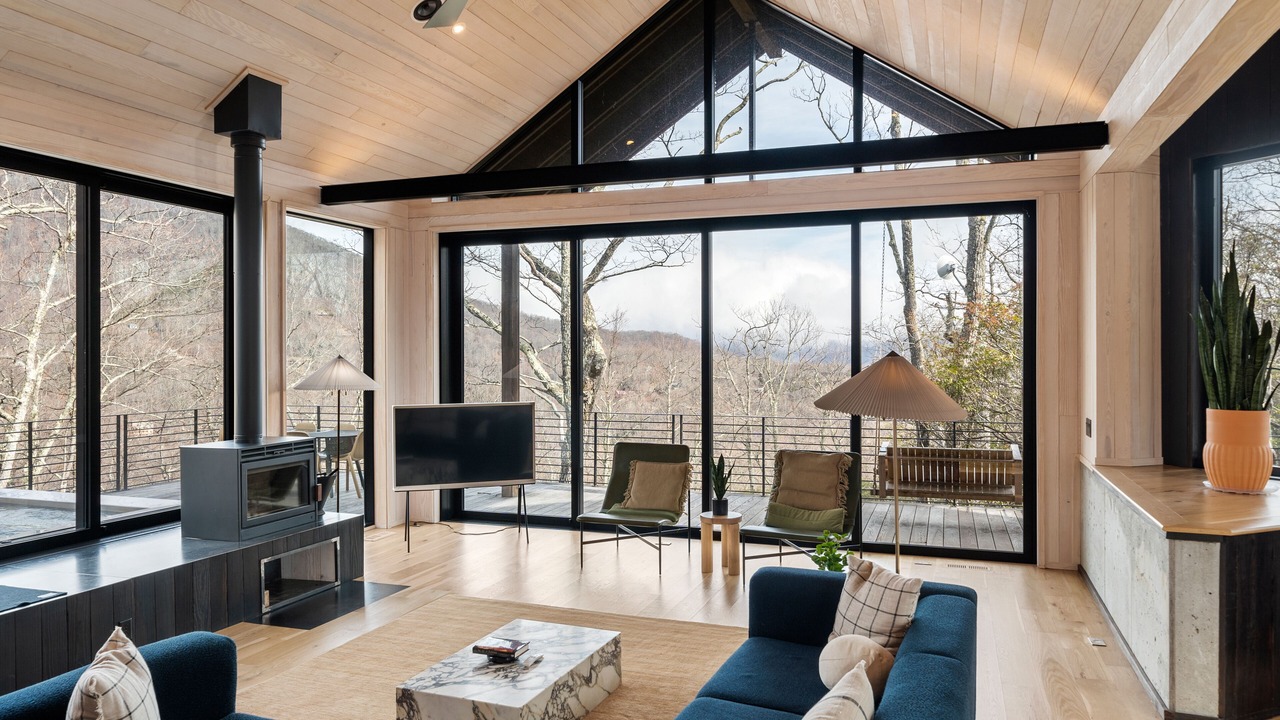 Photo of Livingroom in Laurel Ridge