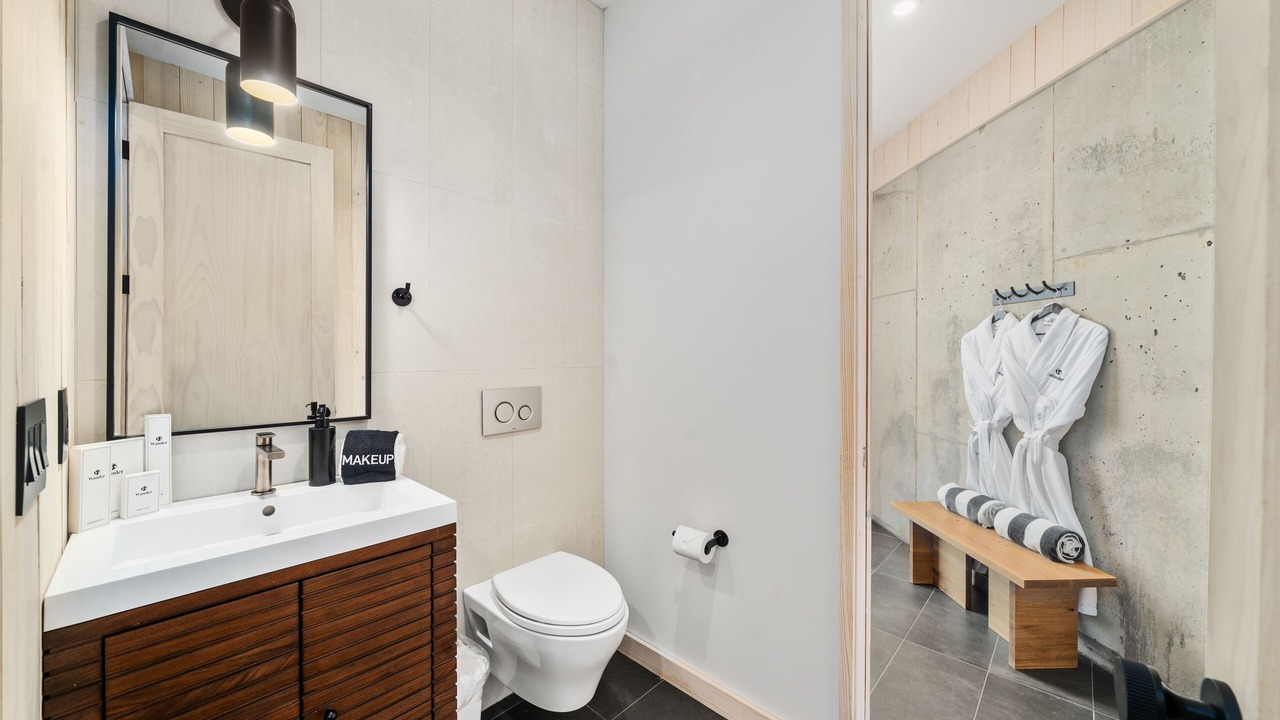 Photo of Bathroom in Laurel Ridge