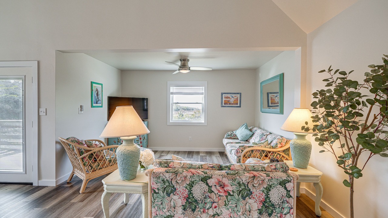 Photo of Bedroom in Brigands' Bay
